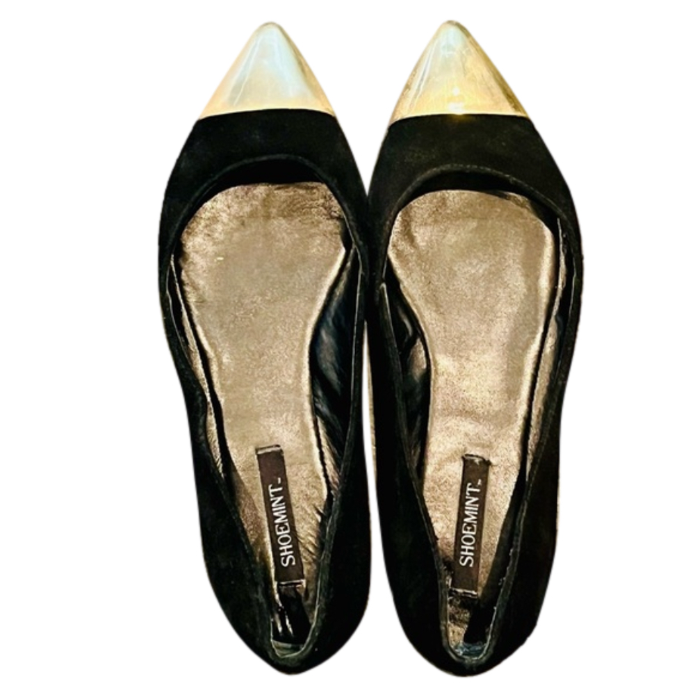 Shoemint Black Suede Metallic gold pointed toe shoes size 7